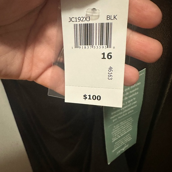 Black Off-Shoulder Sheath Midi Dress - Picture 6 of 6